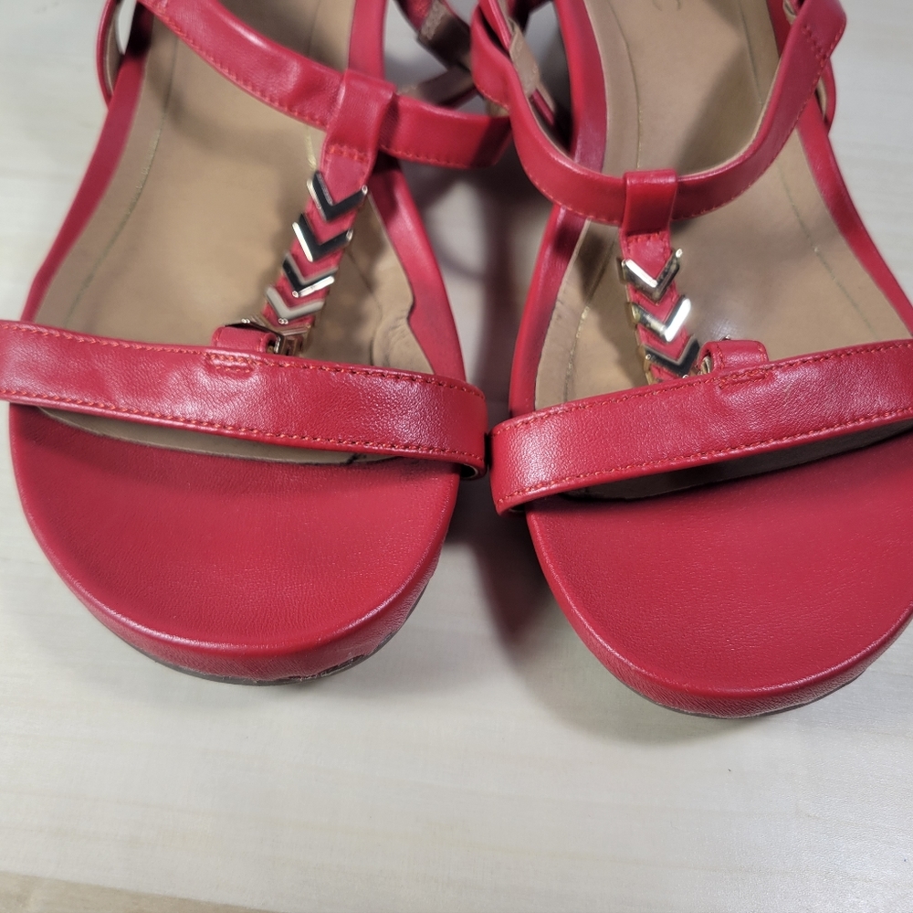 Vionic Port Cali Red Demi Wedge Open Toe Strappy Sandal Womens size 6.5 W - Picture 8 of 10